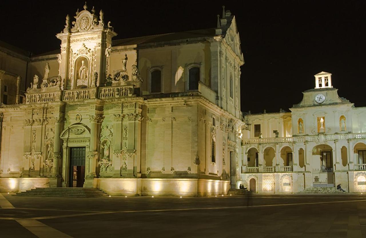 B&B Piazza 300Mila Lecce Exterior foto